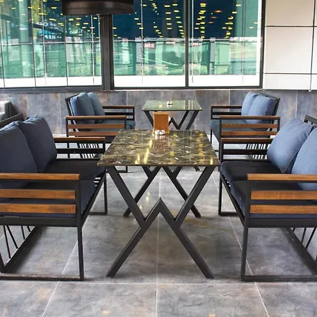 La Quinta By Wyndham Gunesli מלון איסטמבול