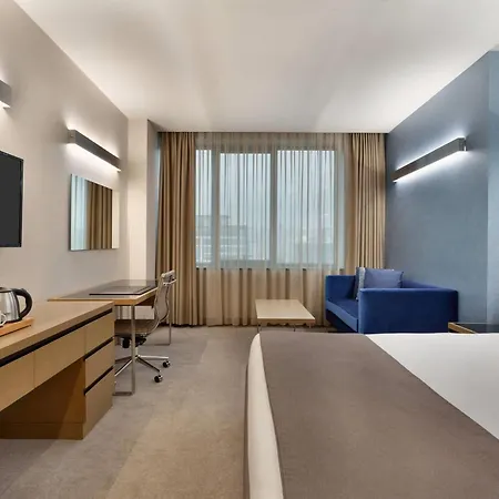 La Quinta By Wyndham Gunesli