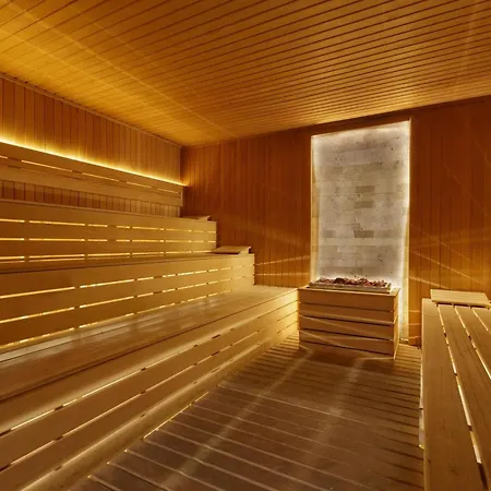 La Quinta By Wyndham Gunesli 5*