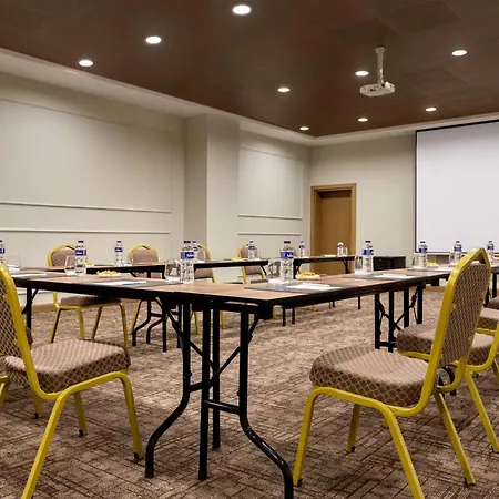 La Quinta By Wyndham Gunesli איסטמבול