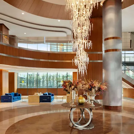 ホテル La Quinta By Wyndham Gunesli 5*