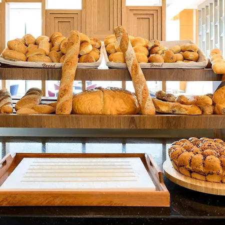 ホテル La Quinta By Wyndham Gunesli イスタンブール