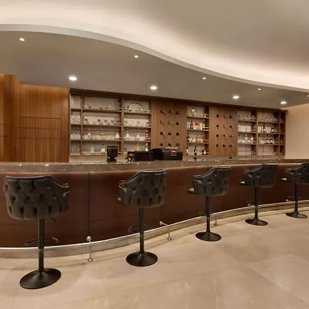 La Quinta By Wyndham Gunesli 5* איסטמבול