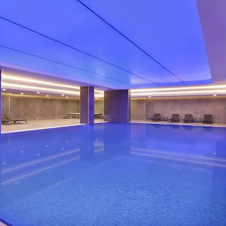 La Quinta By Wyndham Gunesli ホテル