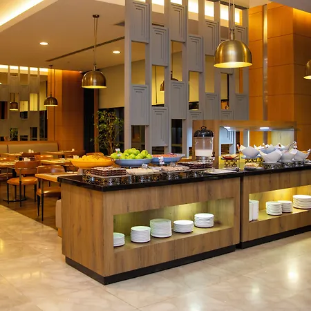 La Quinta By Wyndham Gunesli 5*