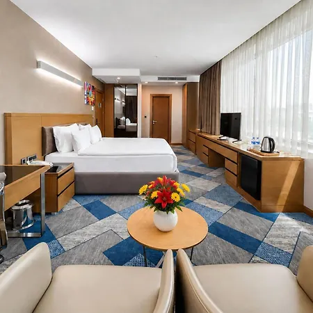 La Quinta By Wyndham Gunesli 5* Istanbul
