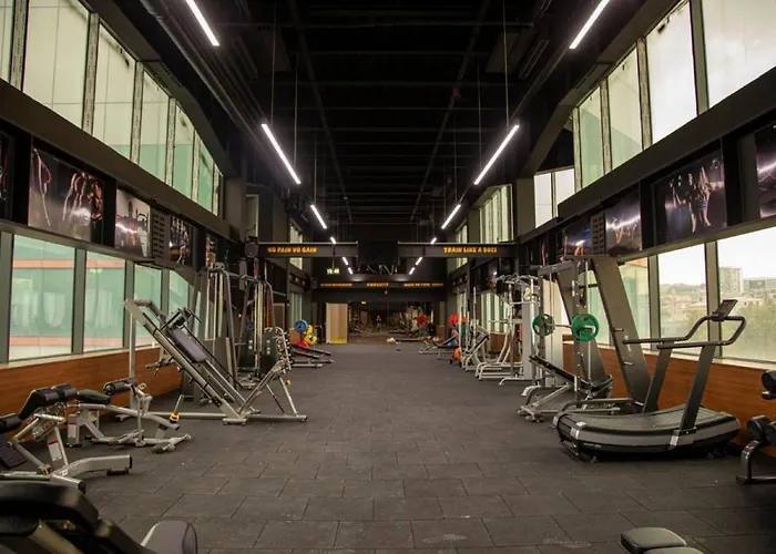 מלון La Quinta By Wyndham Gunesli