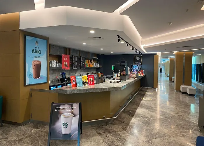 La Quinta By Wyndham Gunesli מלון 5*